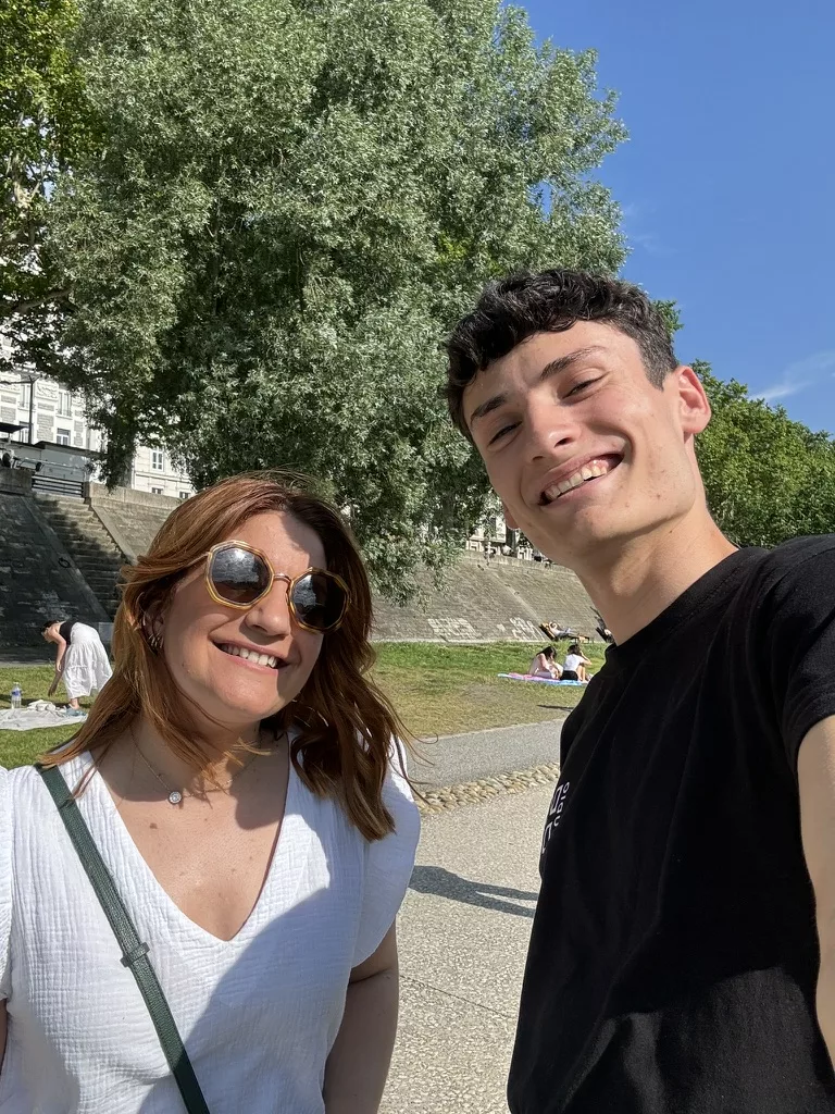 A63d4aa4 efb3 4768 8ce7 ac1285502b1b 1 105 c