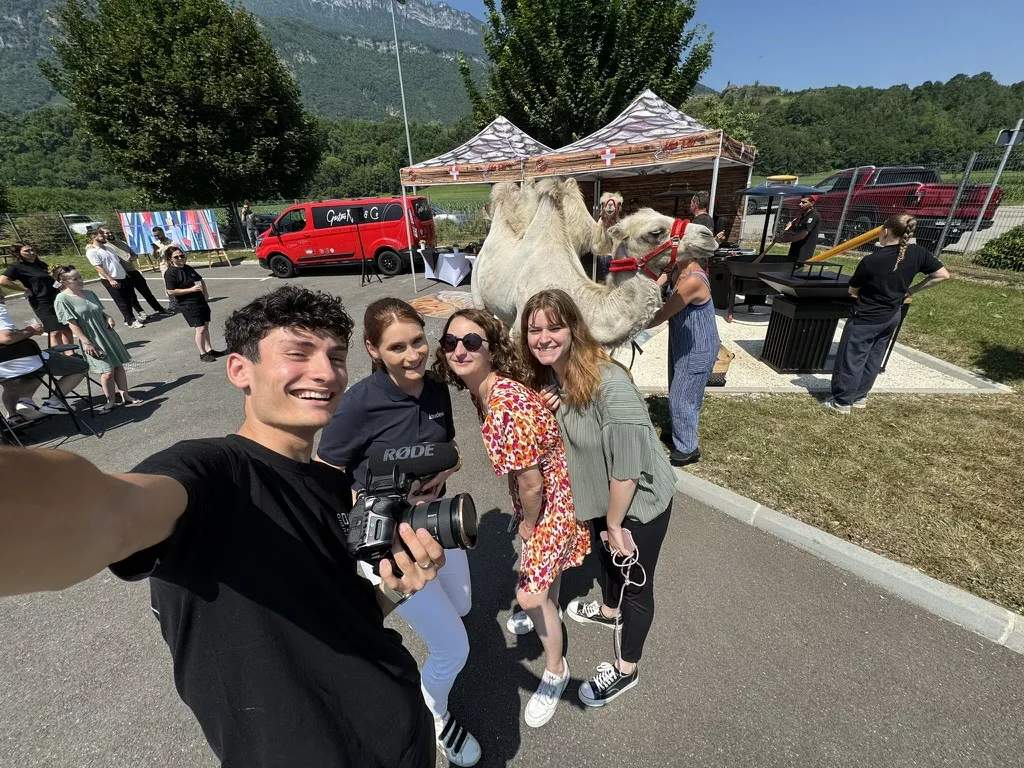 9ba0fa19 5f8d 4e9f bdfb 7ad795f6b37f 1 105 c